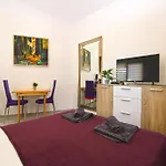 Apartment Ivanka 1056 *
