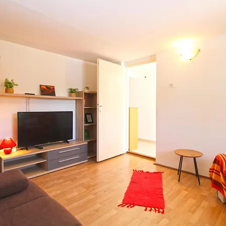 Ivanka 1056 Apartamento Pula