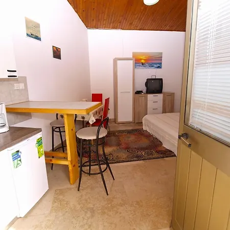 Ivanka 1056 Apartment