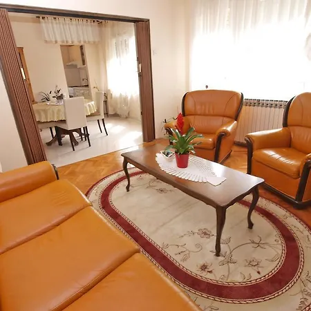 Appartement Ivanka 1056