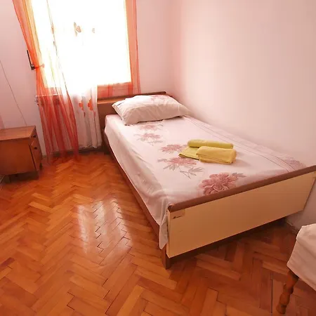 Appartement Ivanka 1056 Pula