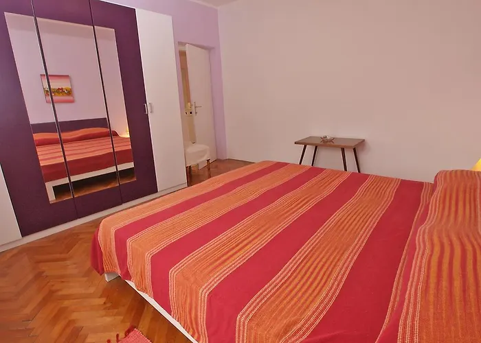 Lägenhet Ivanka 1056