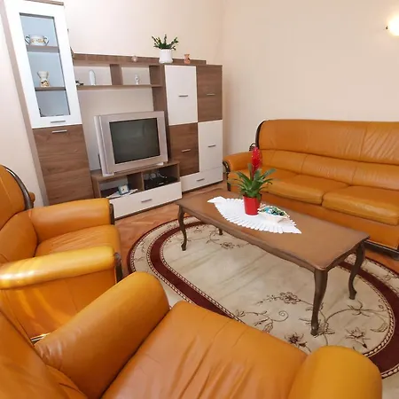 Ivanka 1056 Apartment *